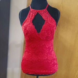 Guess lace halter top nwt stretch